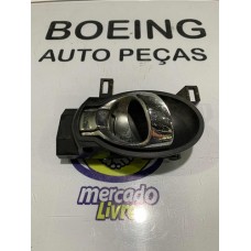 Maçaneta Interna Nissan Versa Porta Dianteira Direita 2013 Dianteira