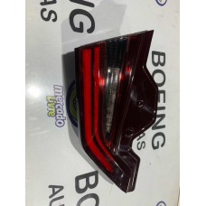 Lanterna Tampa Traseira Esquerda Honda City Hatch 2024 Led Esquerdo Vermelho/fumê