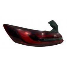 Lanterna Traseira Fiat Fastback 2023 2024 Esquerda Esquerdo/motorista Vermelho