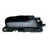 Maçaneta Interna Dianteira Suzuki Grand Vitara 2010 Direita Preto Dianteira