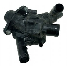 Carcaça Valvula Termostática Mercedes Benz Cla 180 2017 2018