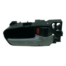 Maçaneta Interna Tras Suzuki Grand Vitara 2010 Detalhe Dire.