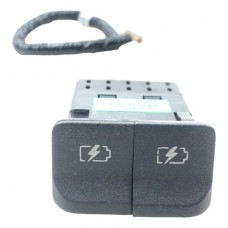 Tomada Entrada Porta Usb Nissan Versa 2021 2022 Preto